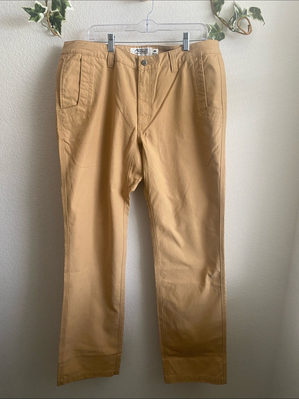 Mountain Khakis Men's Khaki/Tan Chino Pants